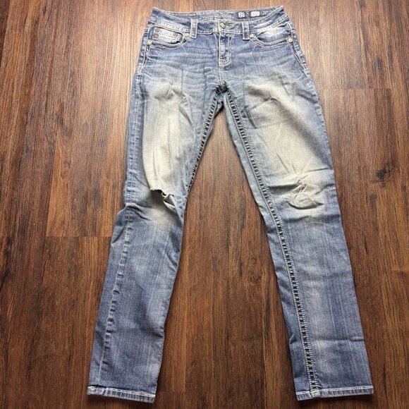 Miss Me MidRise Straight Jeans Rhinestone Destroyed Light Wash Women’s Size 29 - Picture 1 of 13